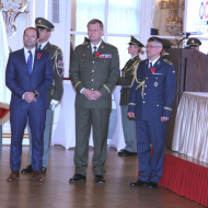 Na snímku vpravo ředitel agentury gen. František Ridzák